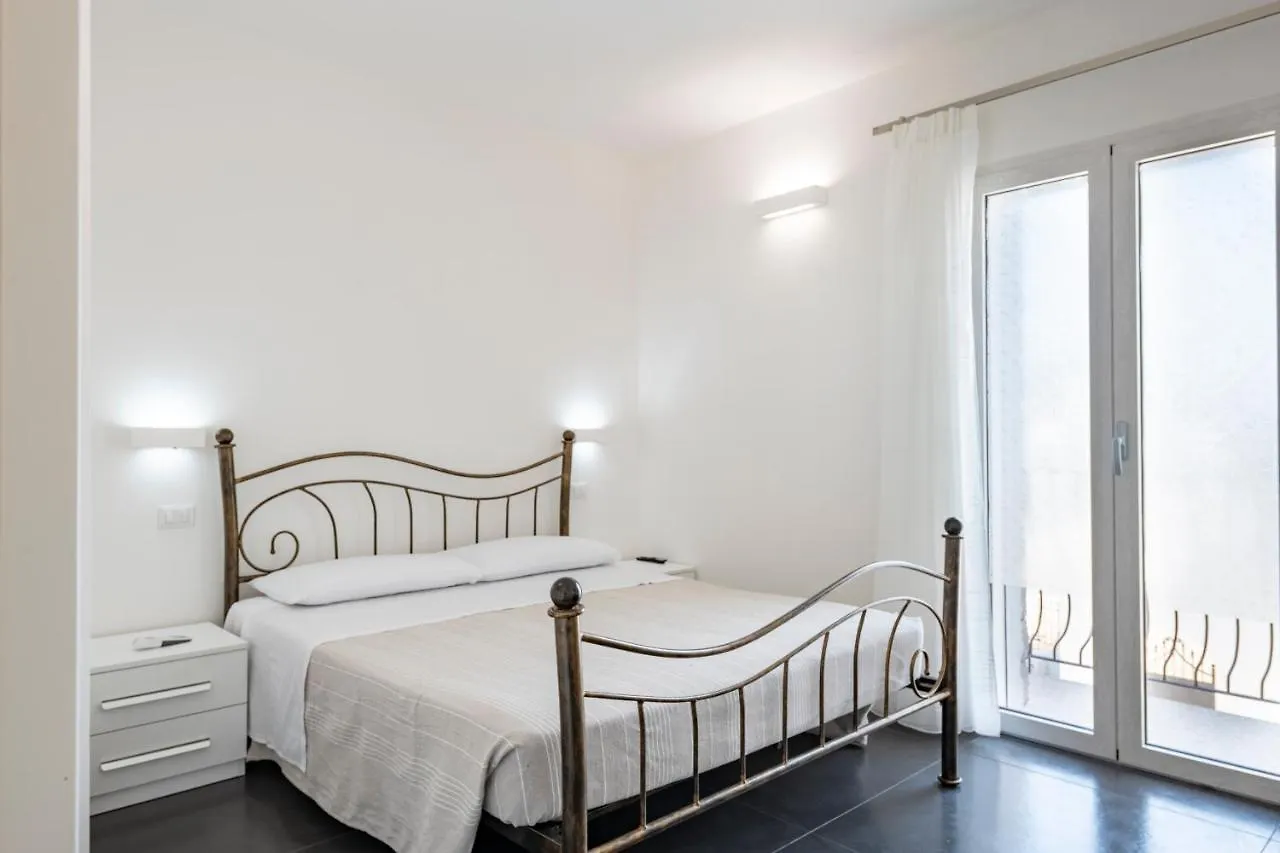 Hotel Sa Omu Bianca Tortolì 0*,  Italia