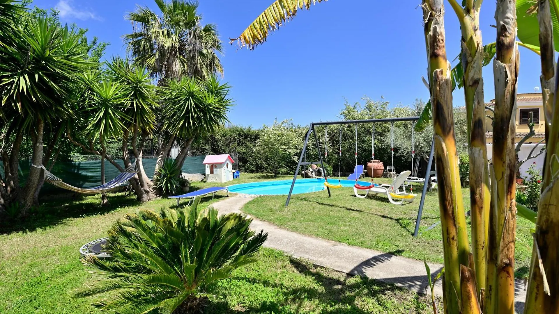 Hotel Sa Omu Bianca Tortolì 0*,